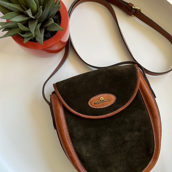 Étienne Aigner crossbody purse - Picture 8 of 9